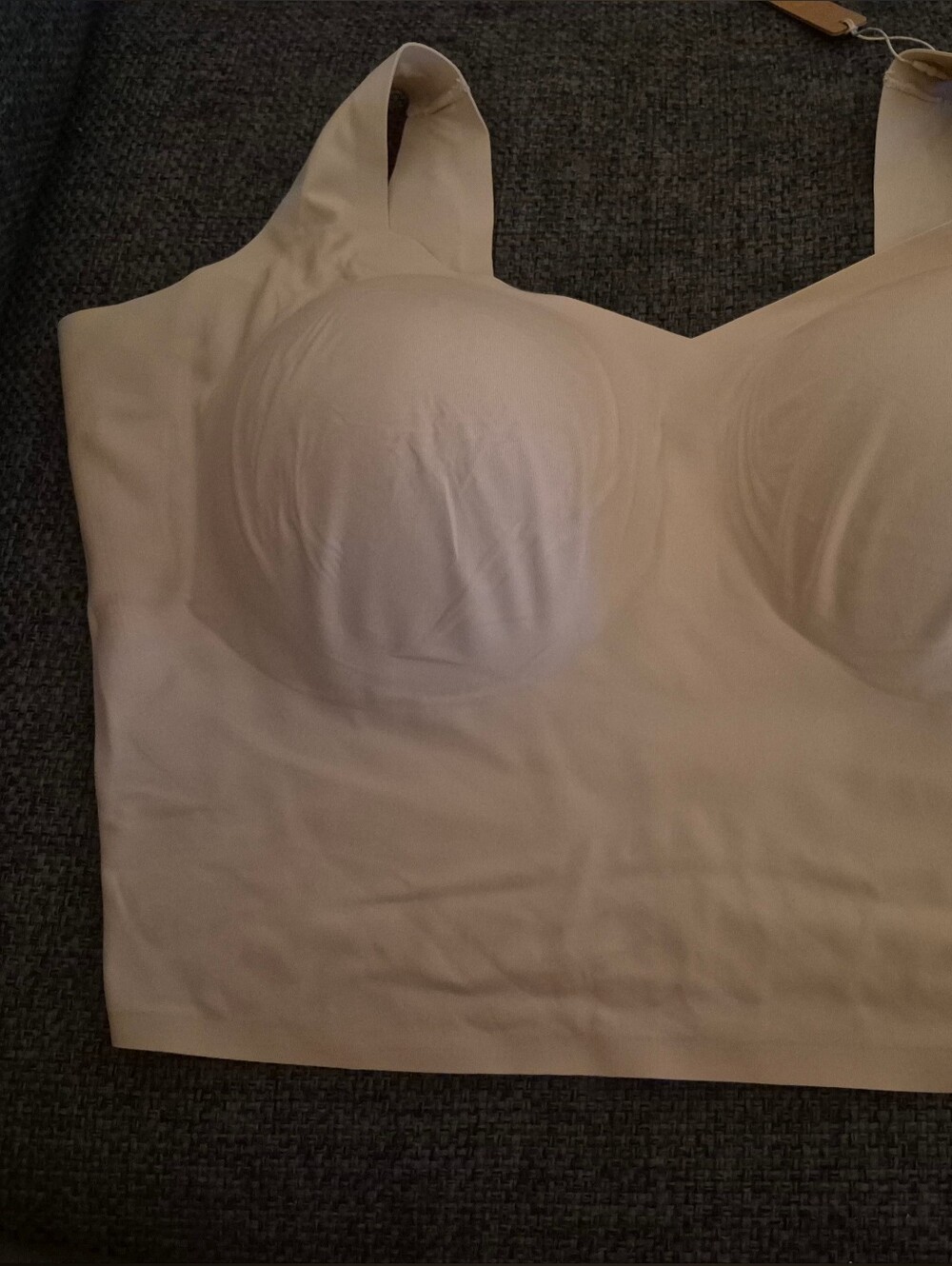 Skims Naked Plunge Tank Bra In Sand